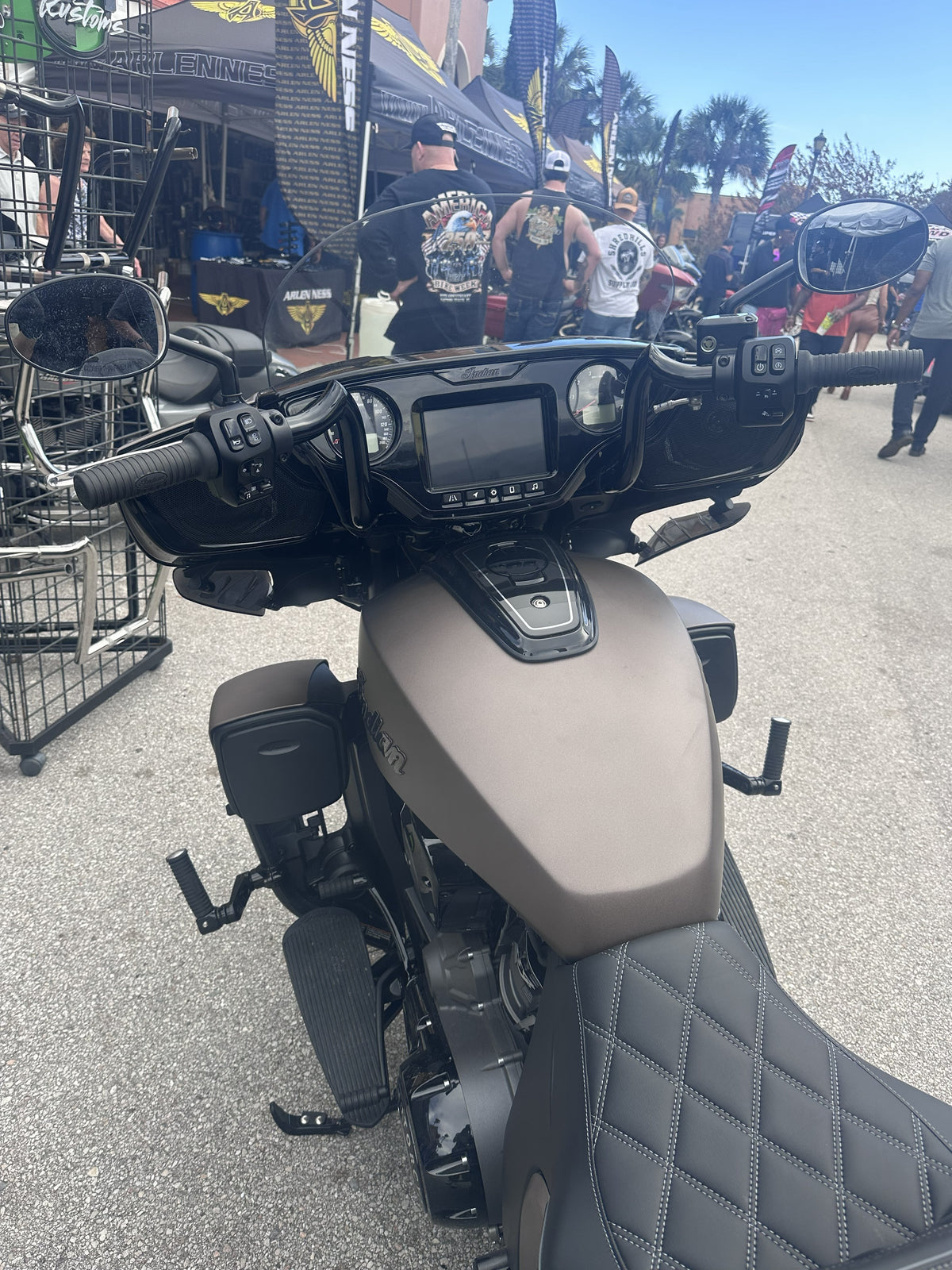 Apache Baggers for '18-26 Chieftain | Indian Handlebars