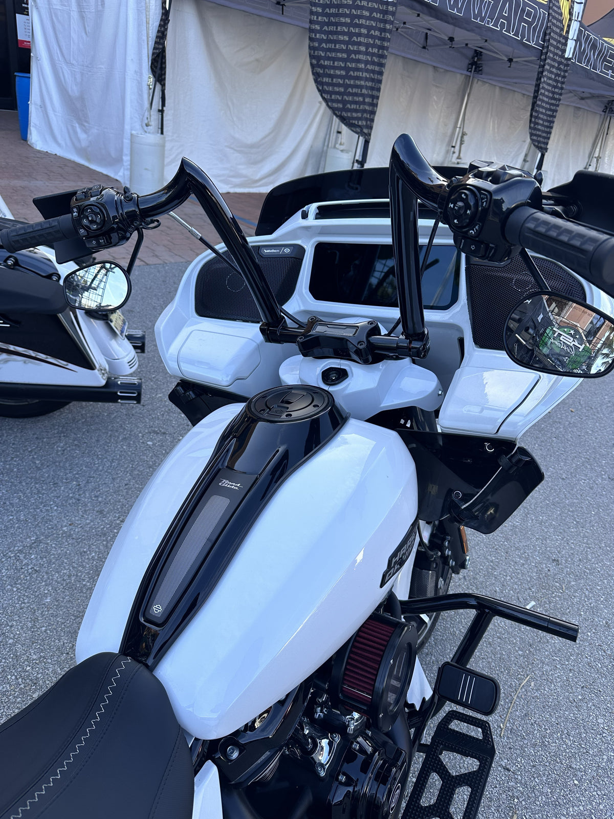 Spearhead for '24-'26 Road Glide | Harley Handlebars